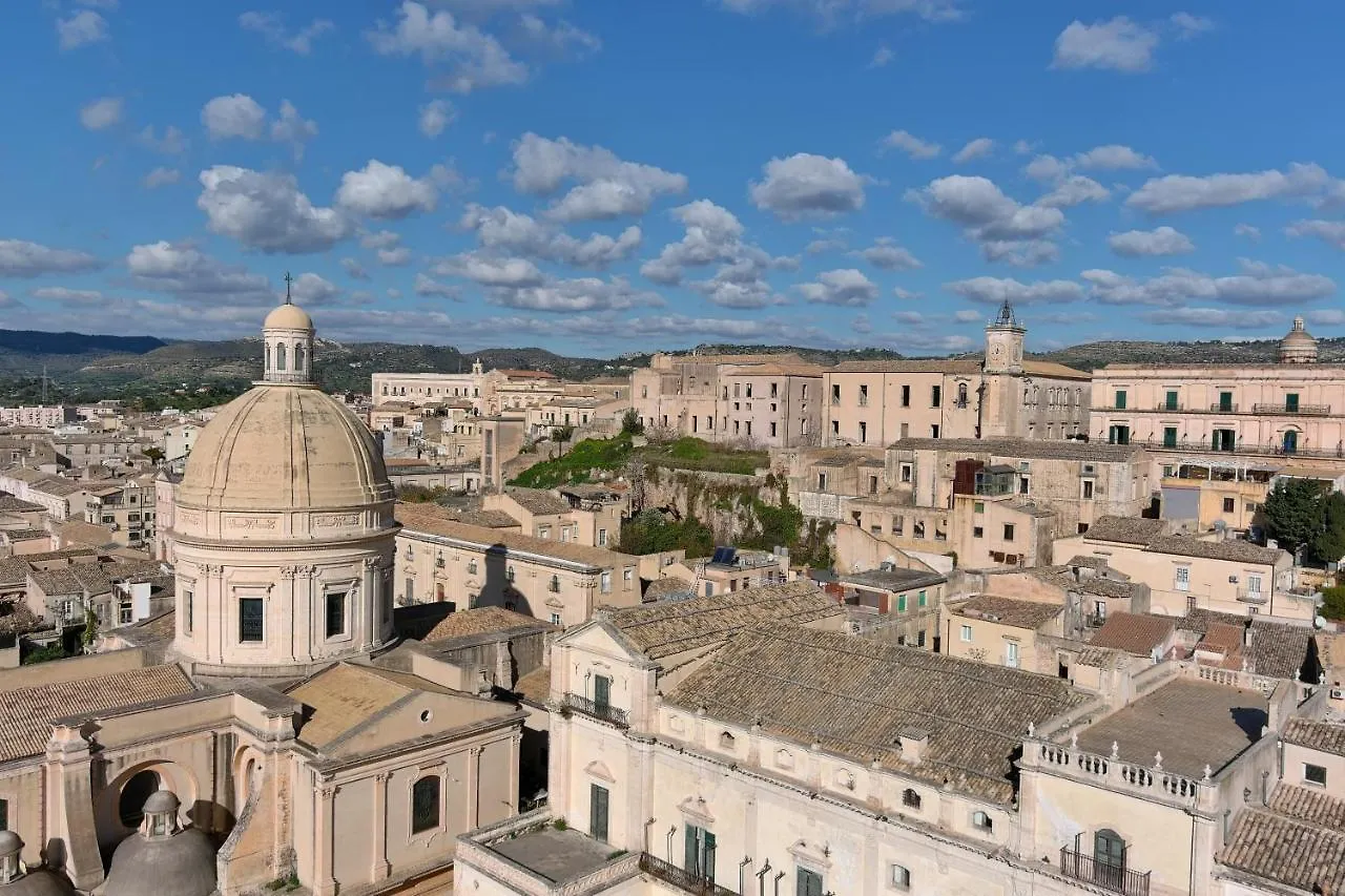 Hotel Palazzo Trigona Dependance Noto 0*,