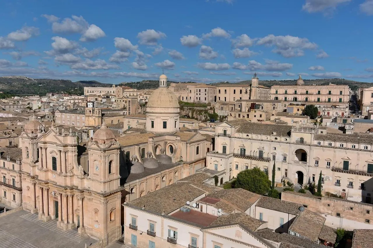 Hotel Palazzo Trigona Dependance Noto Pensjonat